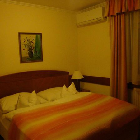 Fortuna Villa Heviz Ruang foto