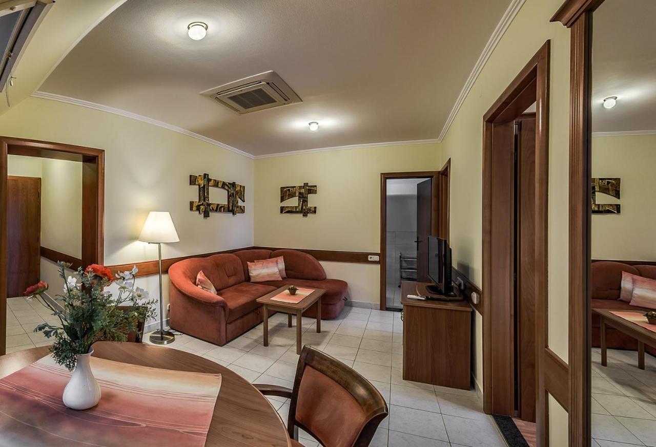 Fortuna Villa Heviz Bagian luar foto