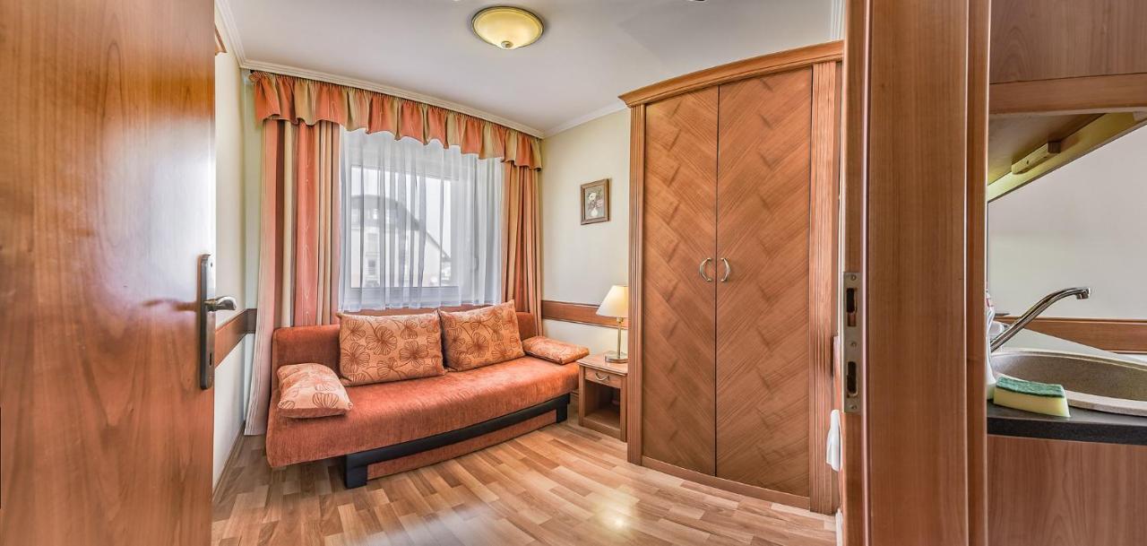 Fortuna Villa Heviz Bagian luar foto
